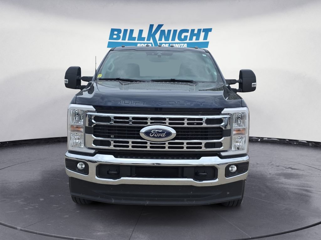 Used 2025 Ford F350 XLT AWD/4WD image 8