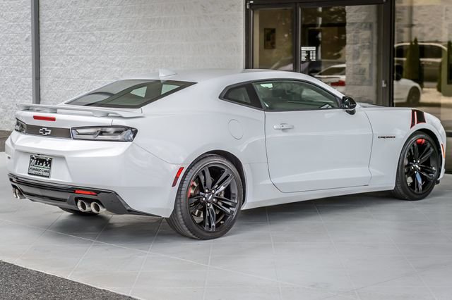 Used 2018 Chevrolet Camaro SS w/ Redline Edition RWD image 9