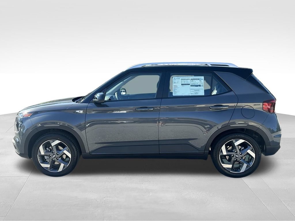New 2026 Hyundai Venue SEL FWD image 4