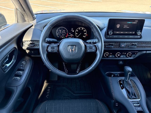 Certified 2025 Honda HR-V Sport image 14