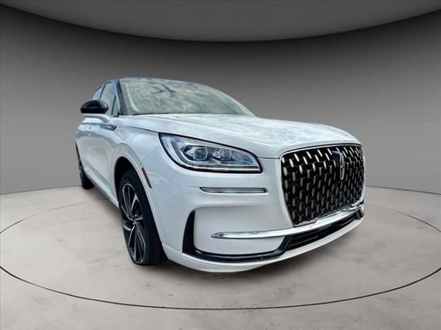 New 2024 Lincoln Corsair Grand Touring AWD/4WD image 3