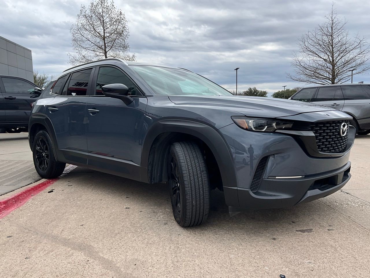 Used 2025 MAZDA CX-50 AWD 2.5 S w/ Premium Package image 4
