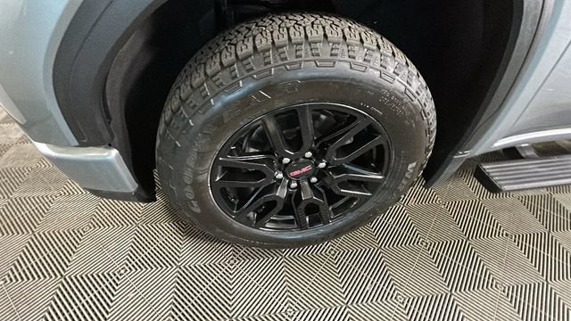 Used 2023 GMC Sierra 1500 Pro w/ Graphite Edition AWD/4WD image 9