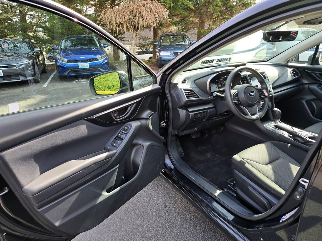 Used 2018 Subaru Impreza 2.0i Premium image 7