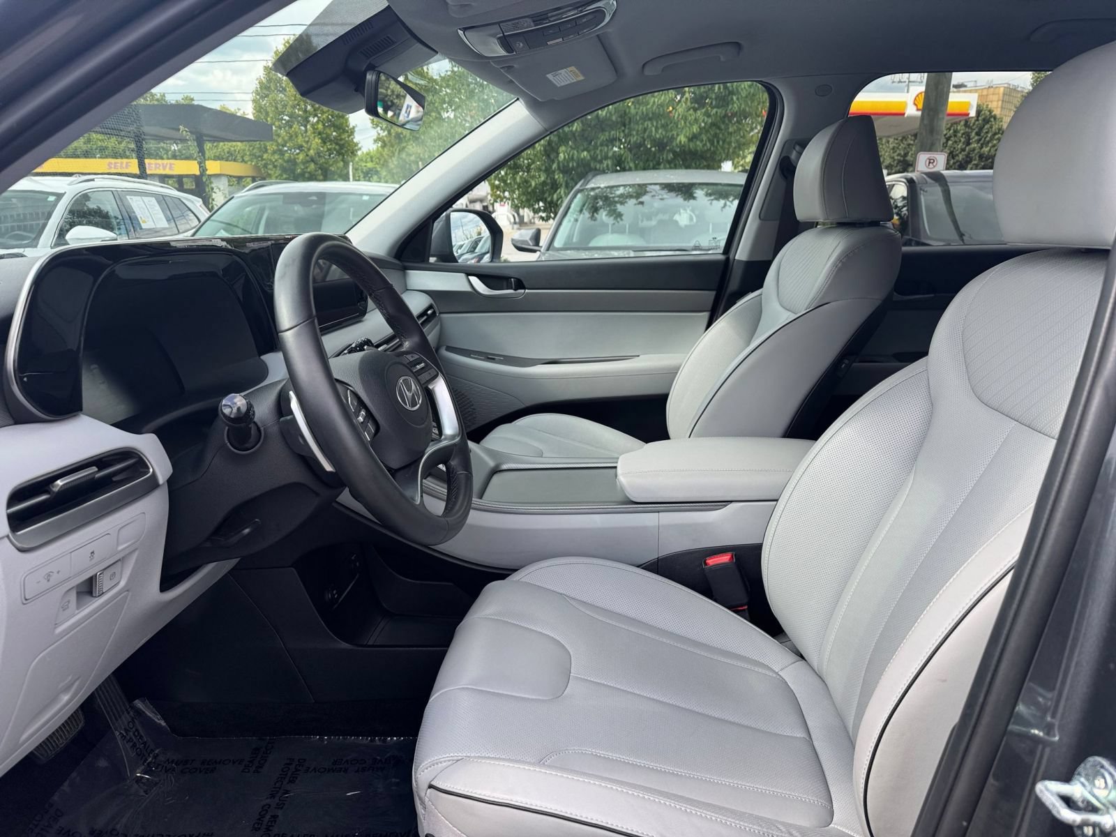 Used 2025 Hyundai Palisade SEL FWD image 29