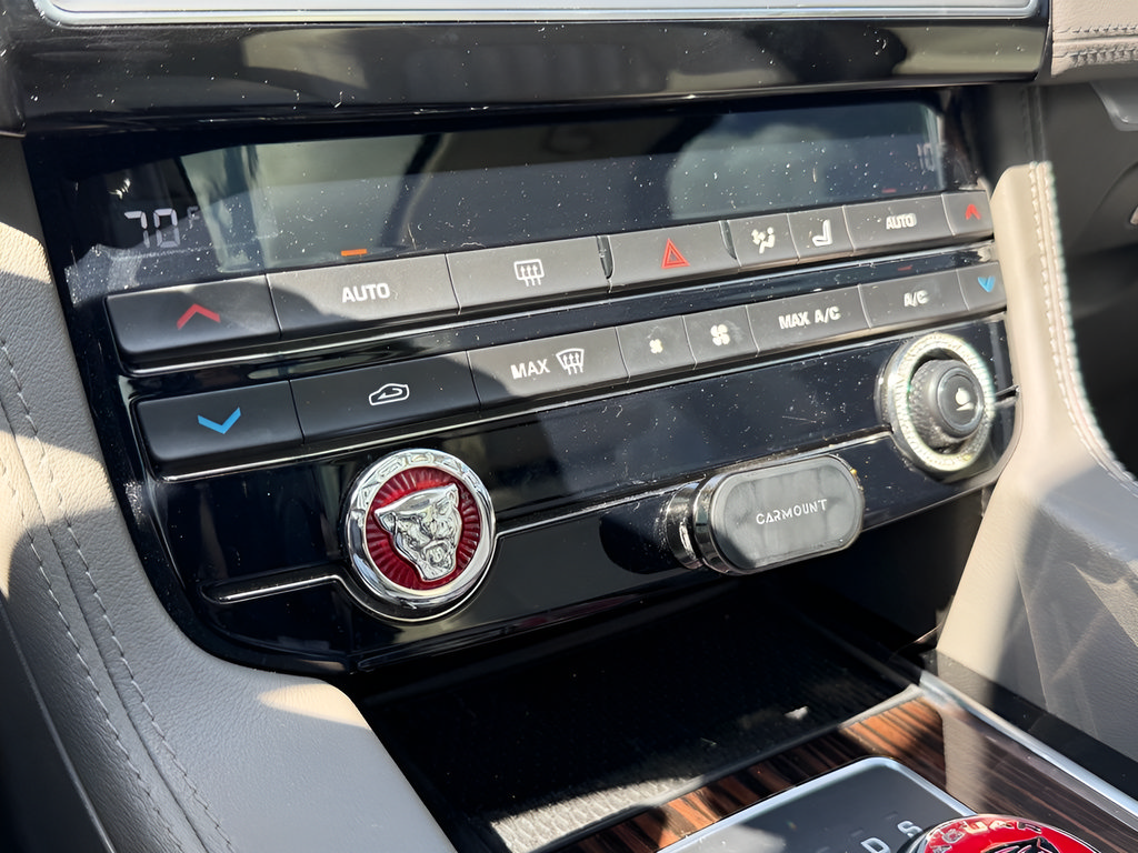 Used 2019 Jaguar F-PACE Portfolio AWD/4WD image 47
