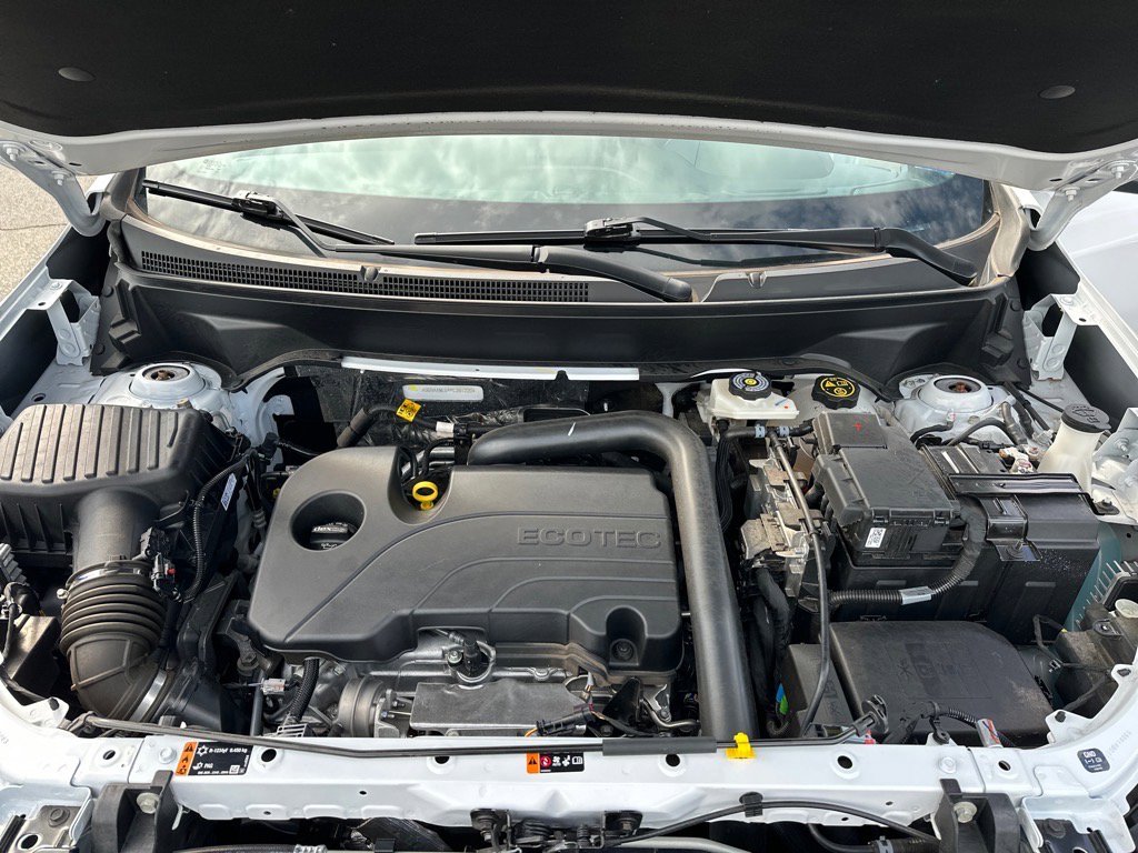 Used 2023 Chevrolet Equinox RS image 16