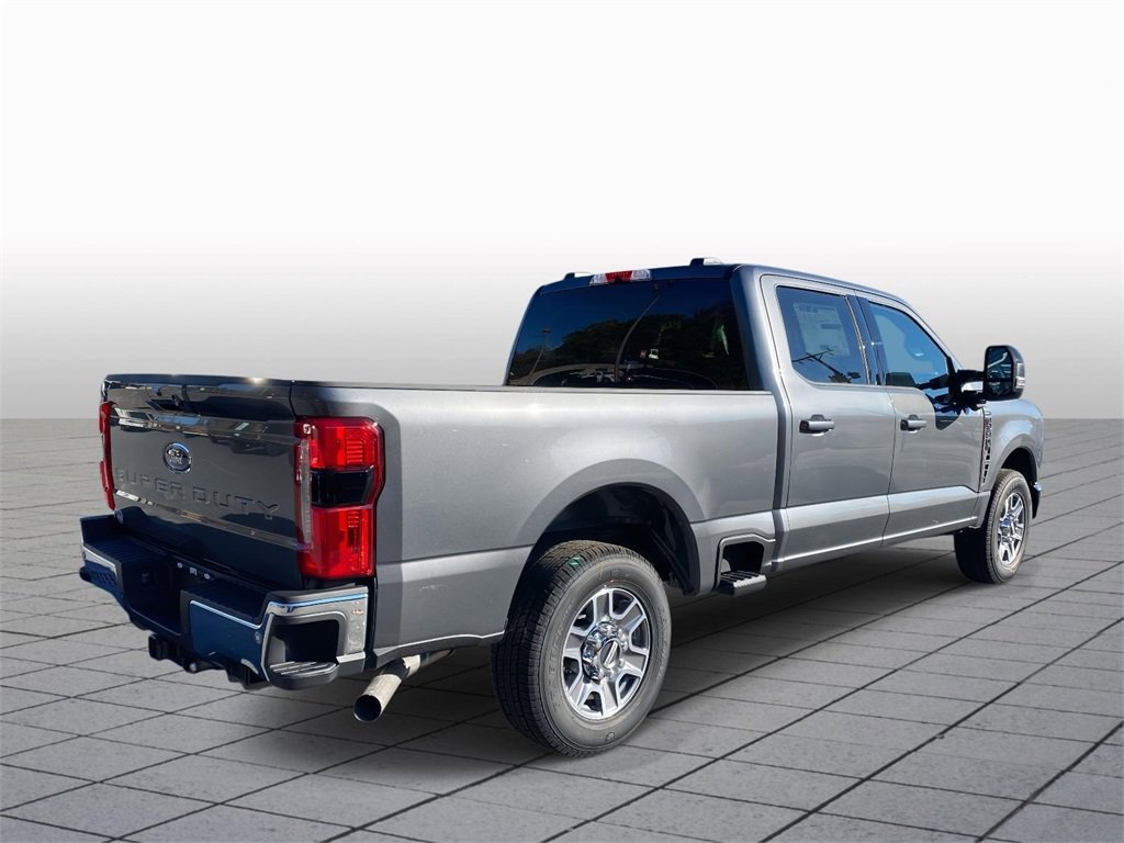 New 2026 Ford F350 Lariat image 6