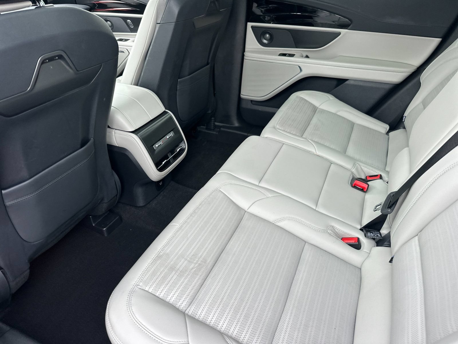 New 2026 Lincoln Nautilus Reserve AWD/4WD image 11