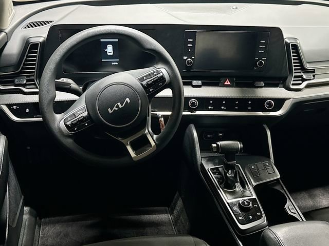 Used 2023 Kia Sportage LX image 19