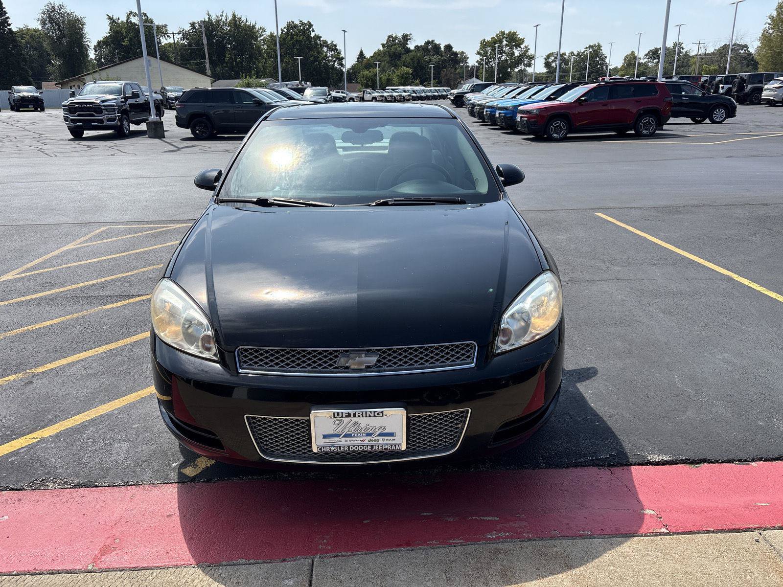 Used 2014 Chevrolet Impala LT w/ LT Sunroof Package FWD image 2