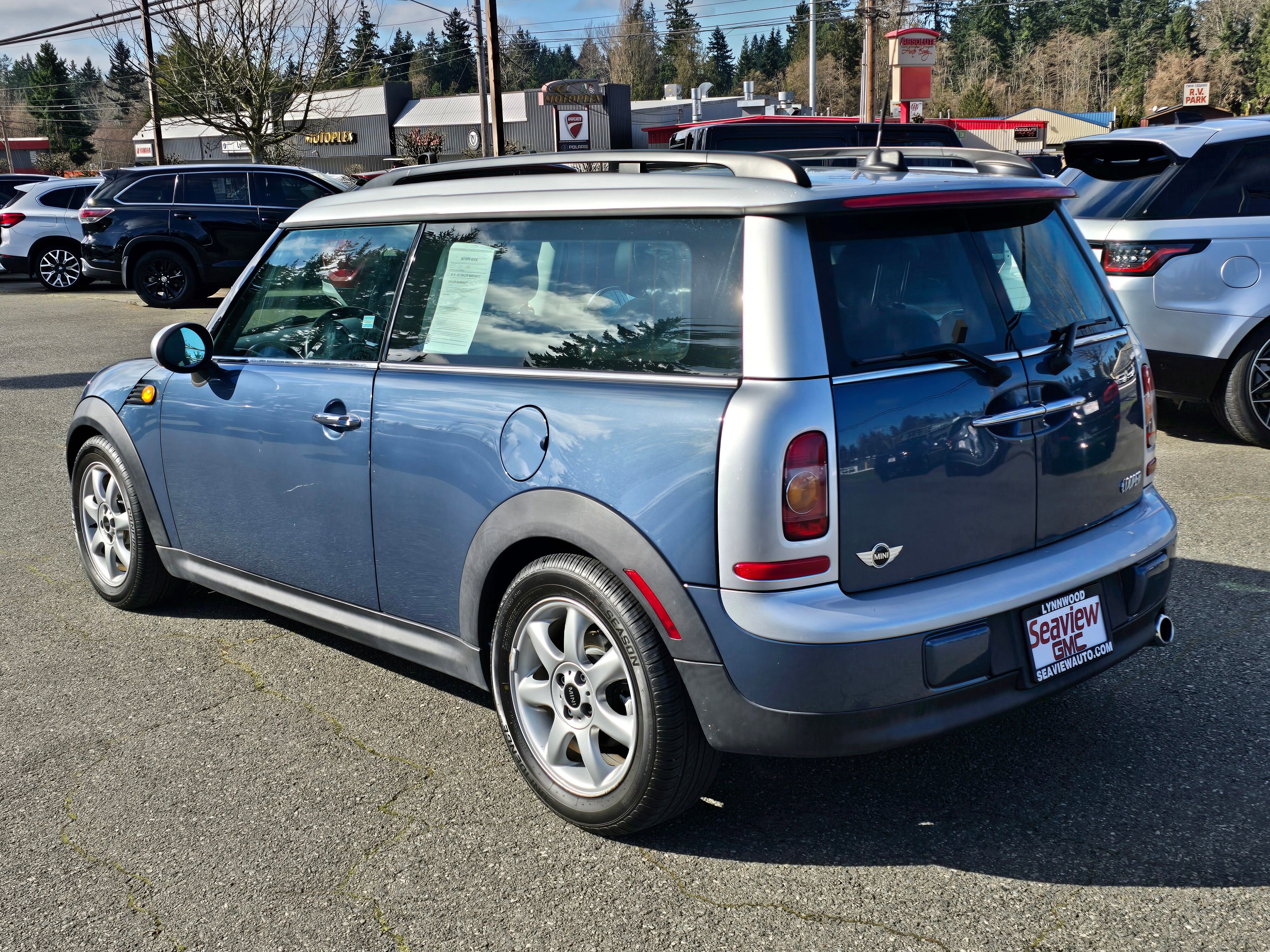 Used 2010 MINI Cooper Clubman Hardtop image 5