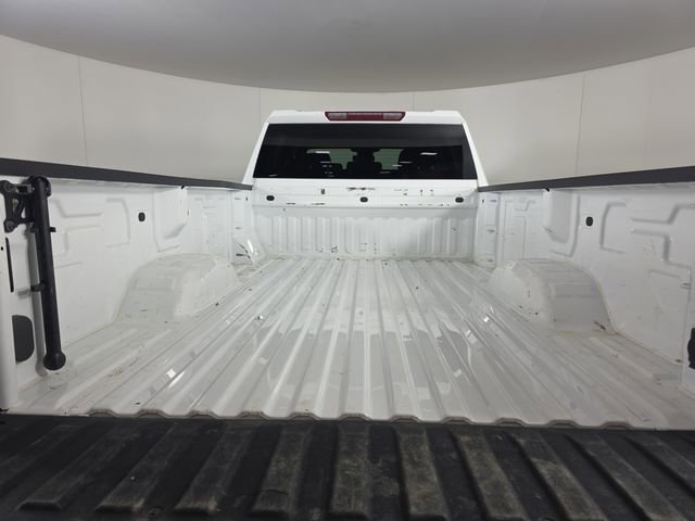 Certified 2025 GMC Sierra 3500 SLT w/ X31 Off-Road Package image 9