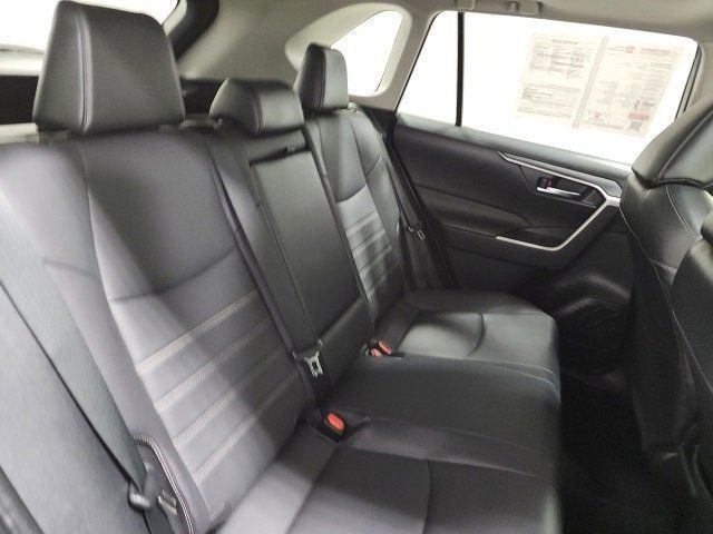 Certified 2022 Toyota RAV4 XLE Premium image 17