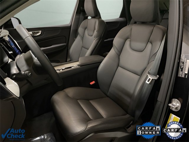 Used 2025 Volvo XC60 B5 Plus image 58