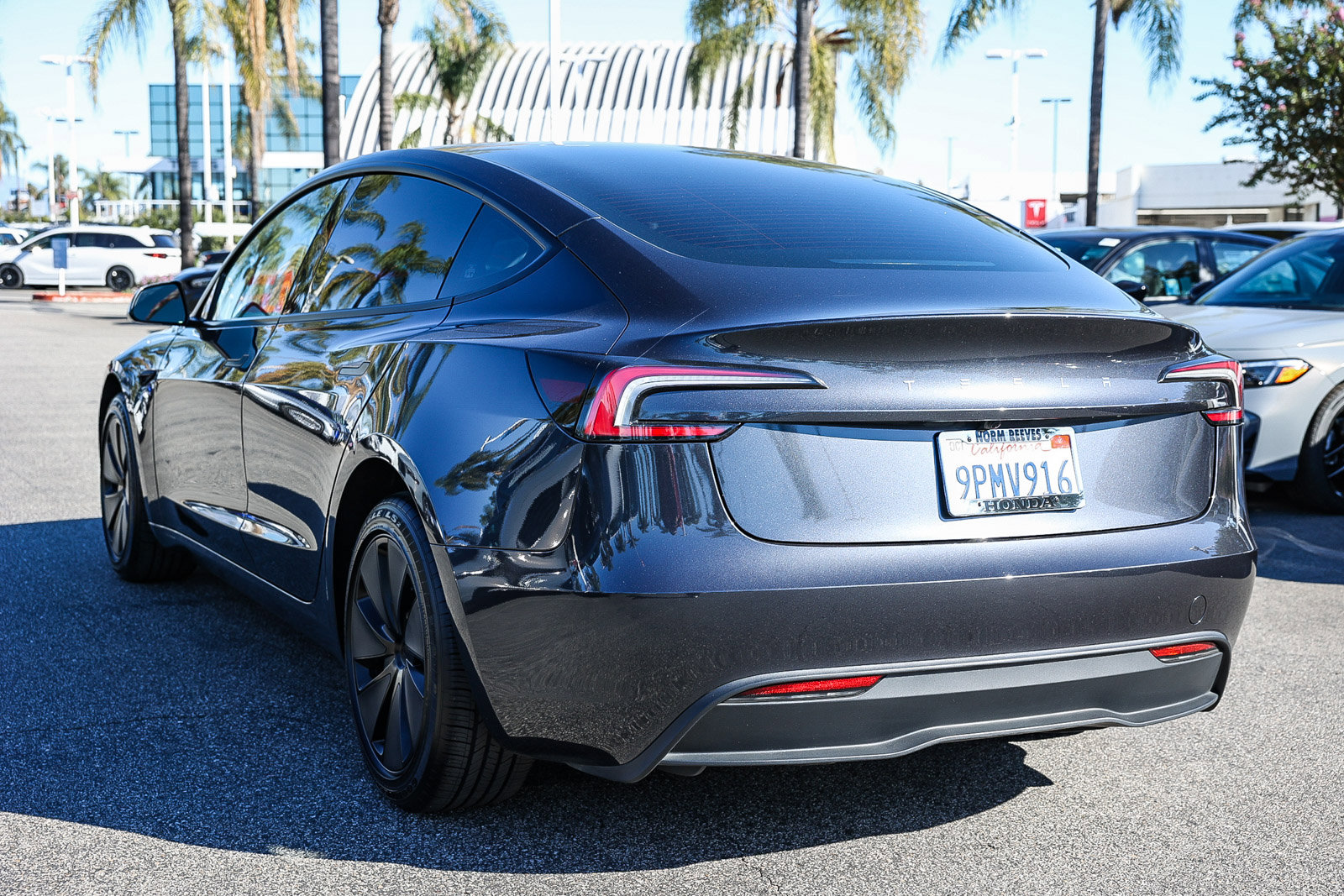 Used 2024 Tesla Model 3 Standard Range image 8