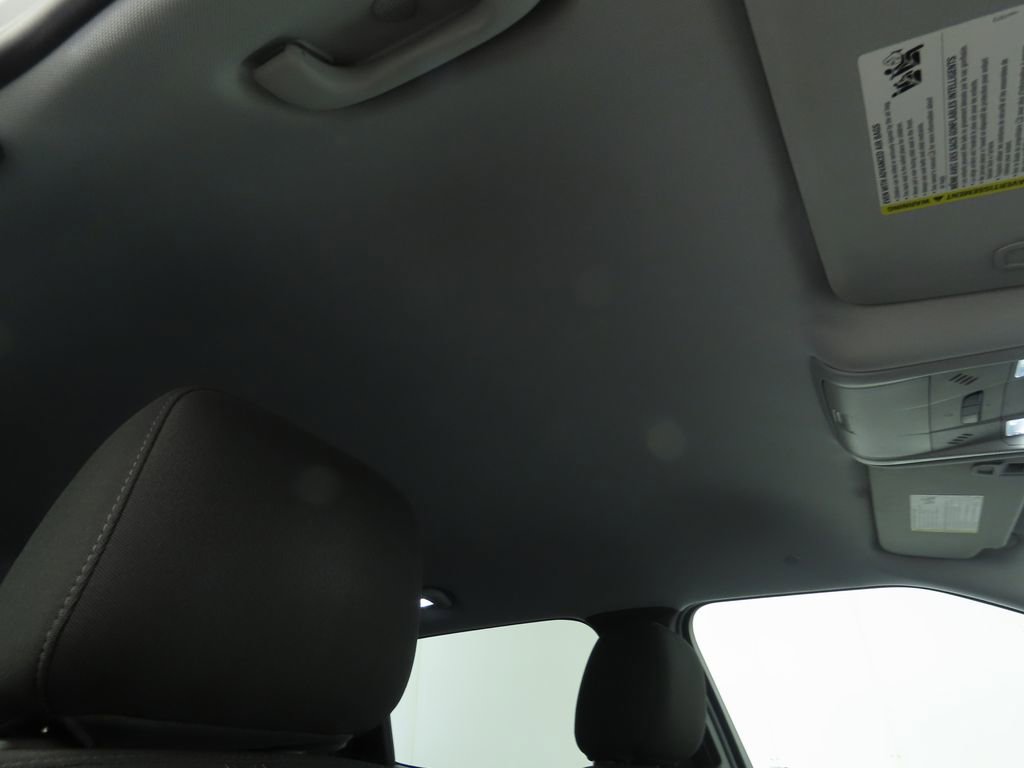 Used 2022 Chevrolet Blazer LT FWD image 16