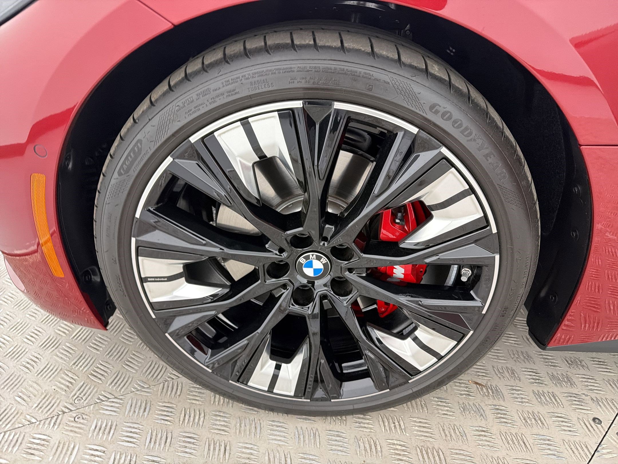 Certified 2025 BMW M440i image 11