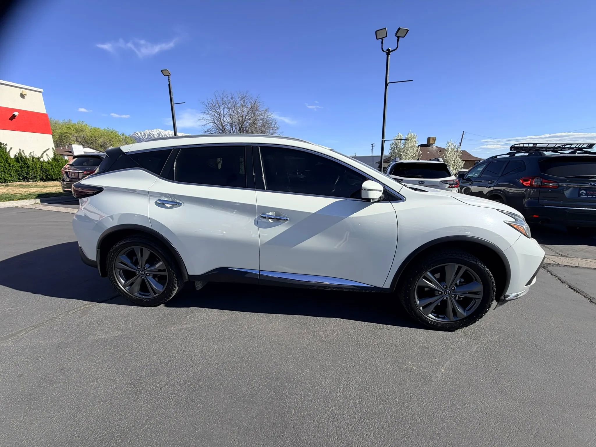 Used 2020 Nissan Murano Platinum w/ Cargo Package AWD/4WD image 3