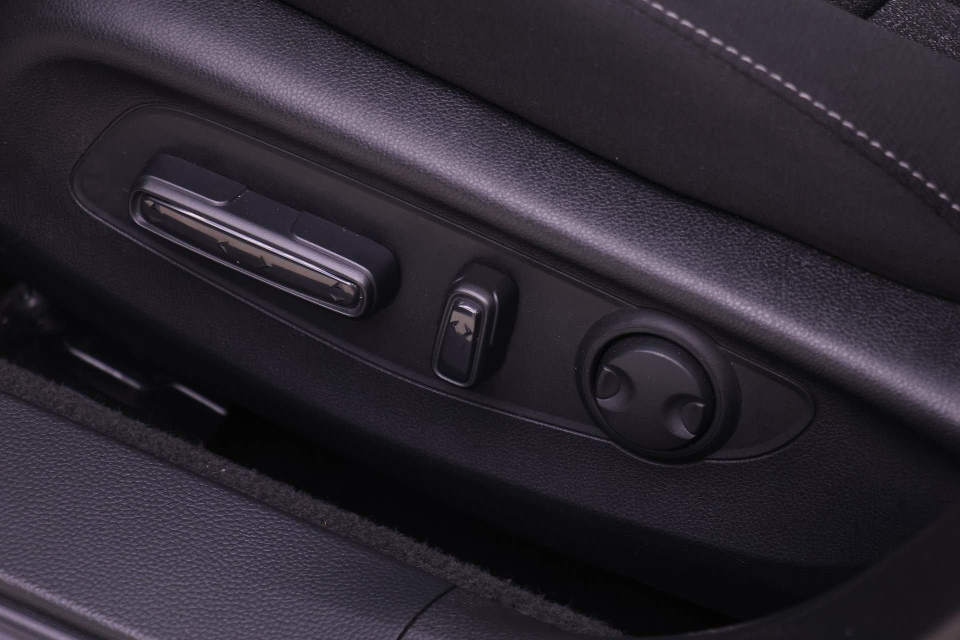 Certified 2025 Honda Accord SE image 15