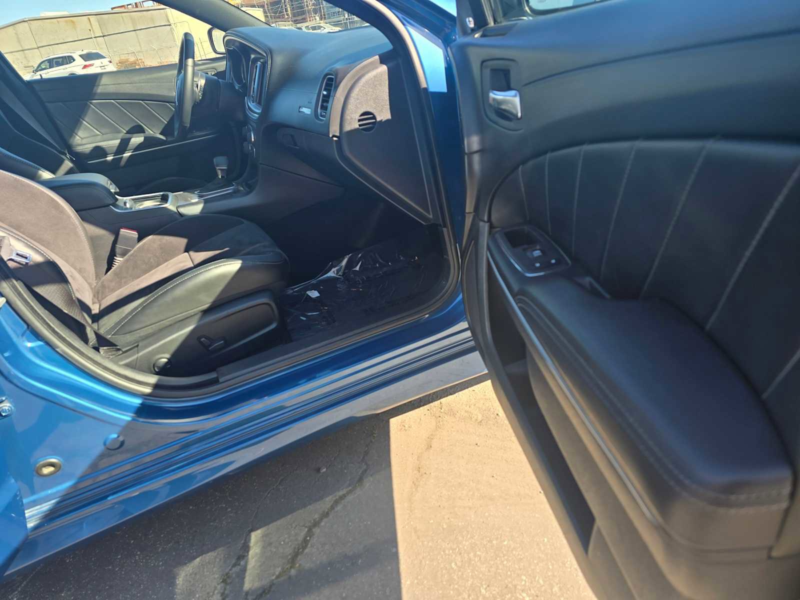 Used 2022 Dodge Charger R/T w/ Plus Group image 10