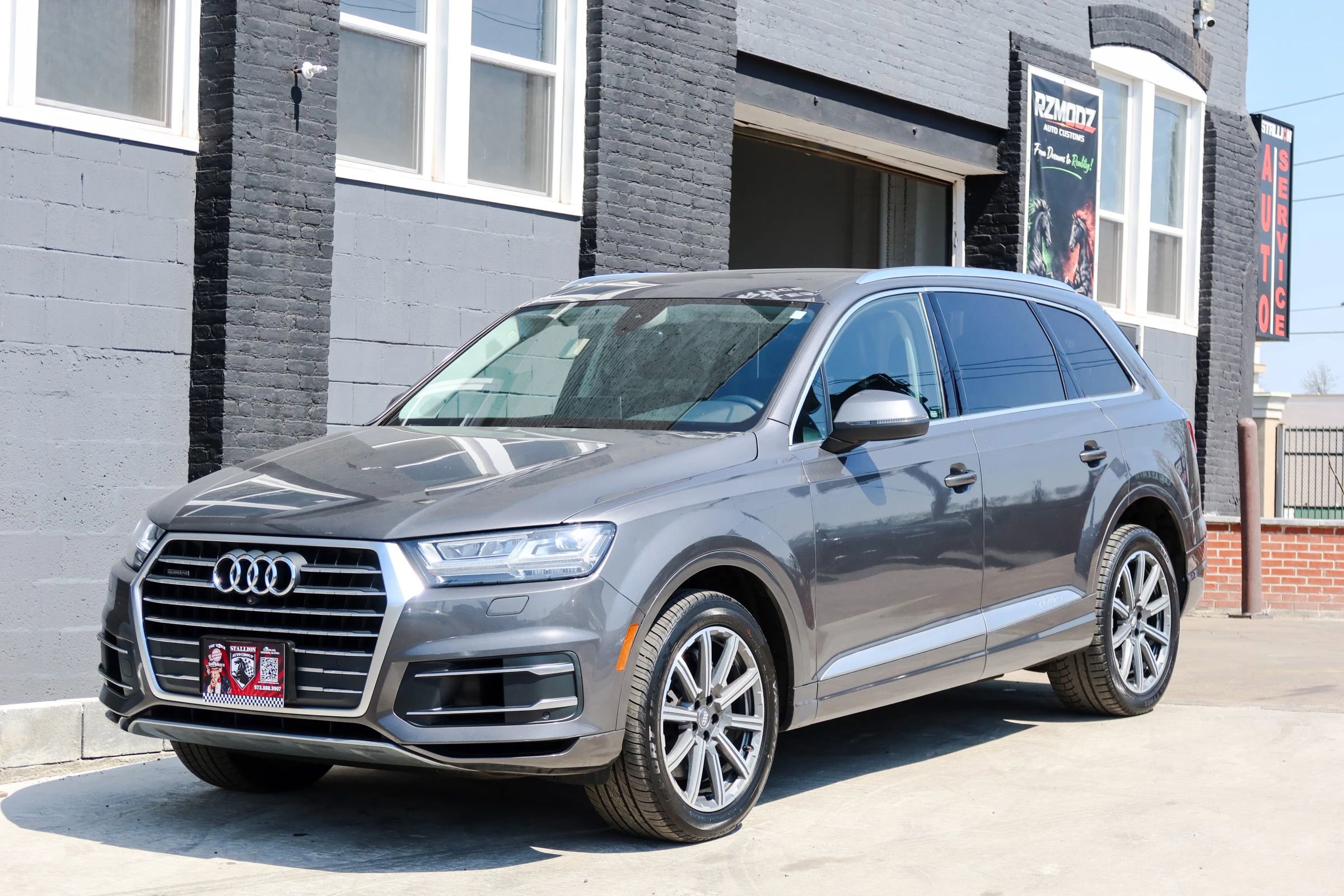 Used 2019 Audi Q7 3.0T Premium Plus w/ Premium Plus Package AWD/4WD image 3