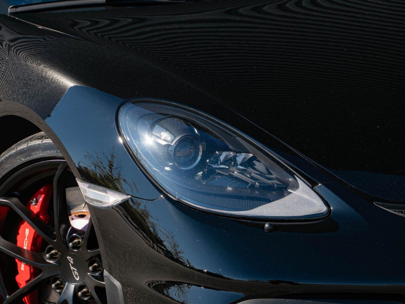 Used 2020 Porsche 718 Cayman GT4 RWD image 5