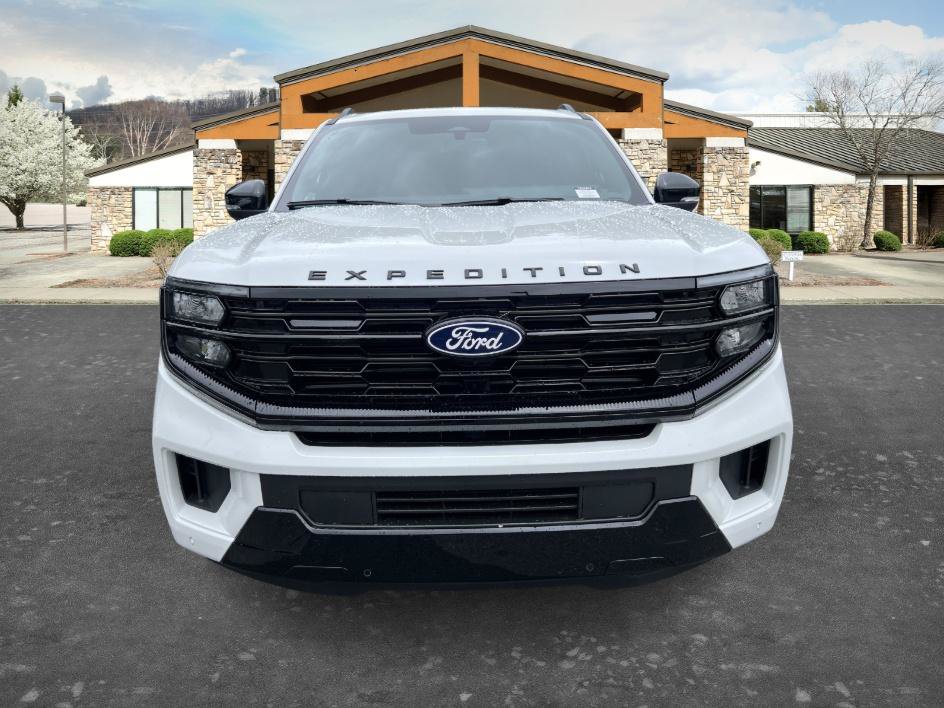 New 2027 Ford Expedition Max Platinum w/ Stealth Performance Package AWD/4WD image 2