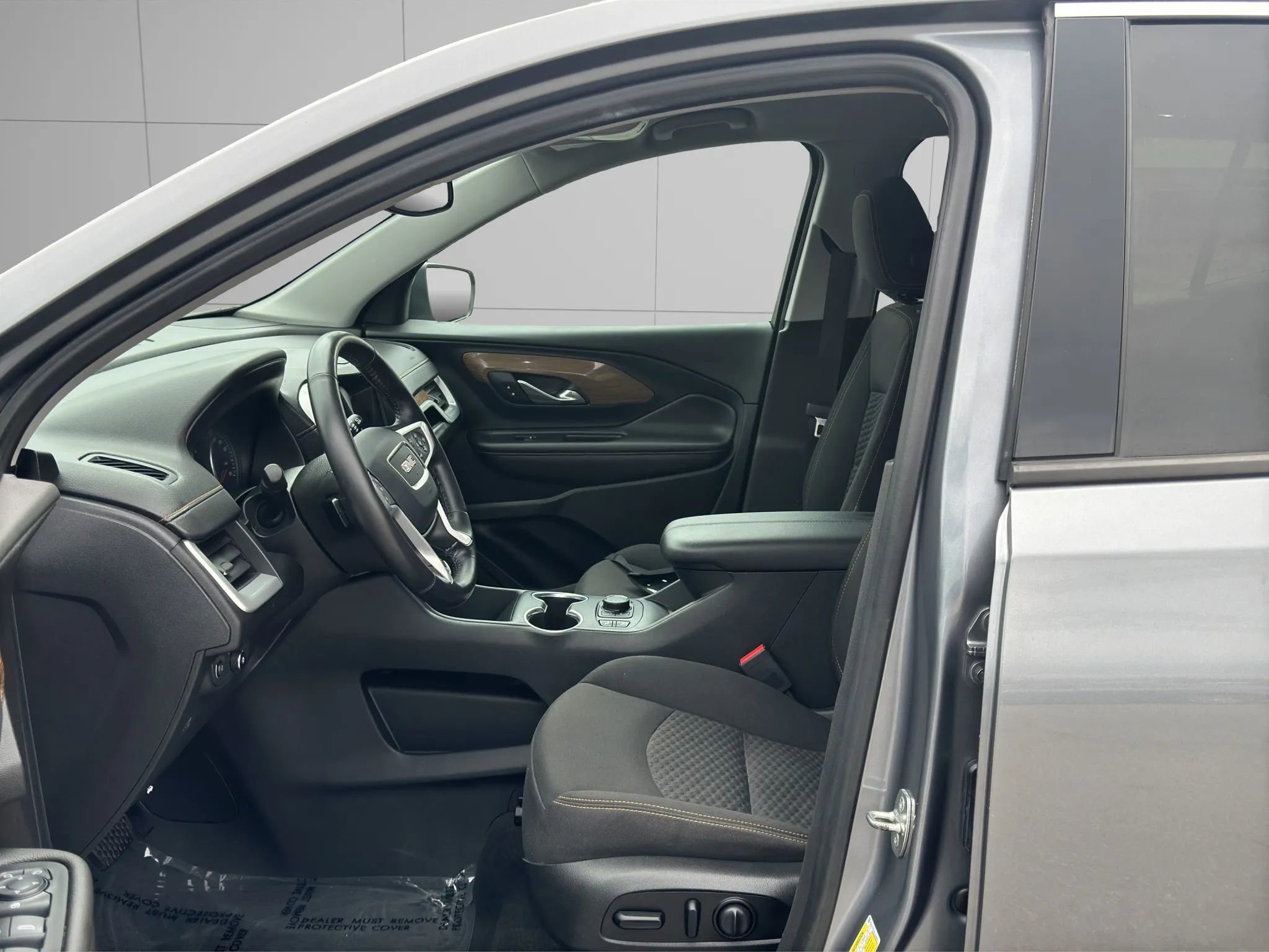 Used 2020 GMC Terrain SLE w/ Driver Convenience Package AWD/4WD image 12