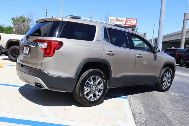 Certified 2022 GMC Acadia SLT w/ Technology Package image 9