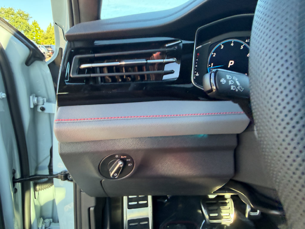 New 2026 Volkswagen Jetta GLI Autobahn FWD image 21
