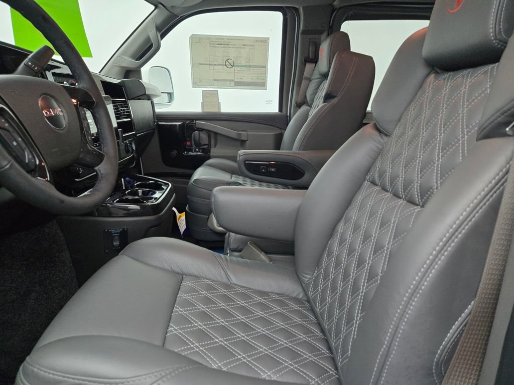 New 2024 GMC Savana 2500 image 14