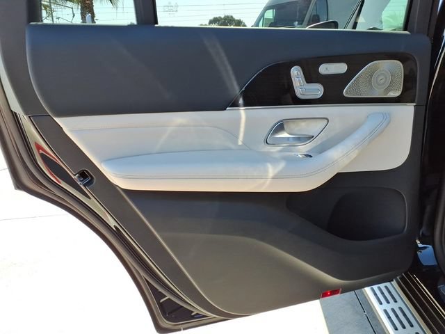 New 2026 Mercedes-Benz GLS 450 4MATIC image 16