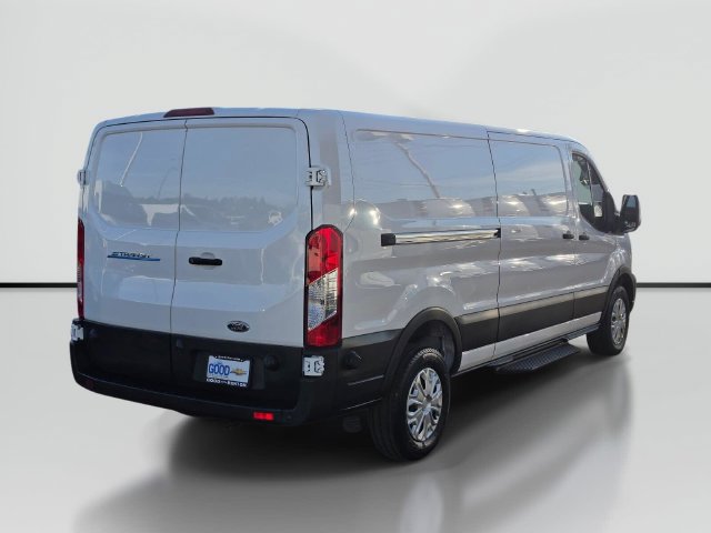 Used 2024 Ford E-Transit Low Roof RWD image 5