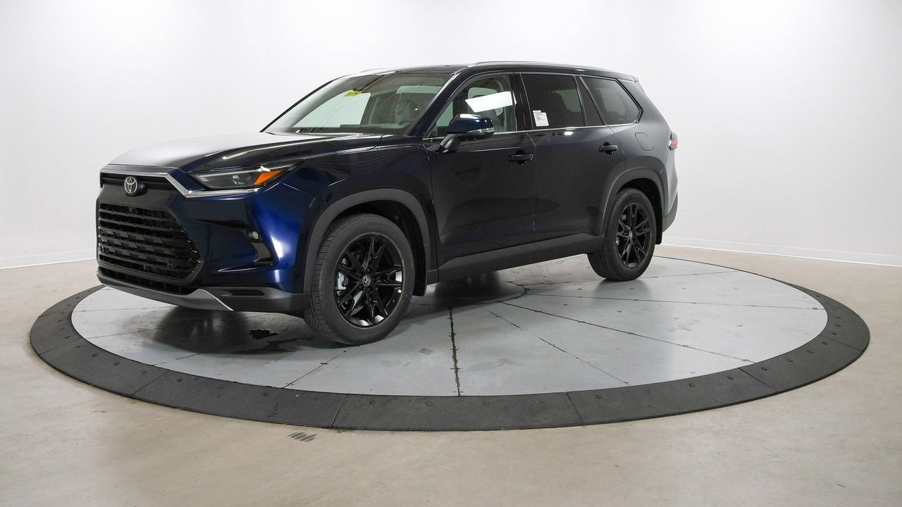 New 2025 Toyota Grand Highlander Platinum