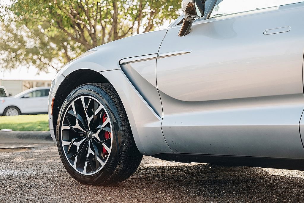 Used 2024 Aston Martin DBX image 12