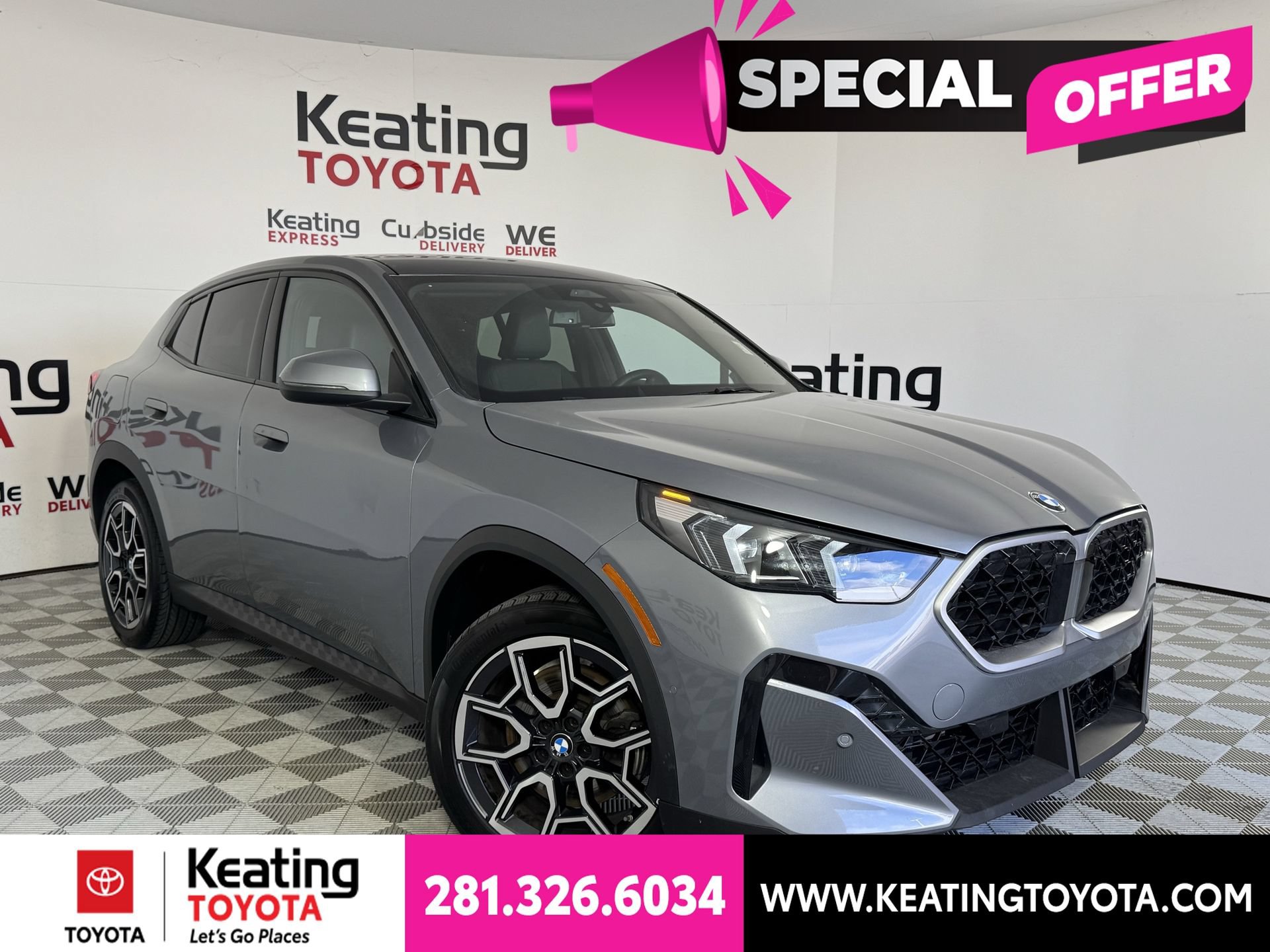 Used 2026 BMW X2 xDrive28i AWD/4WD image 2