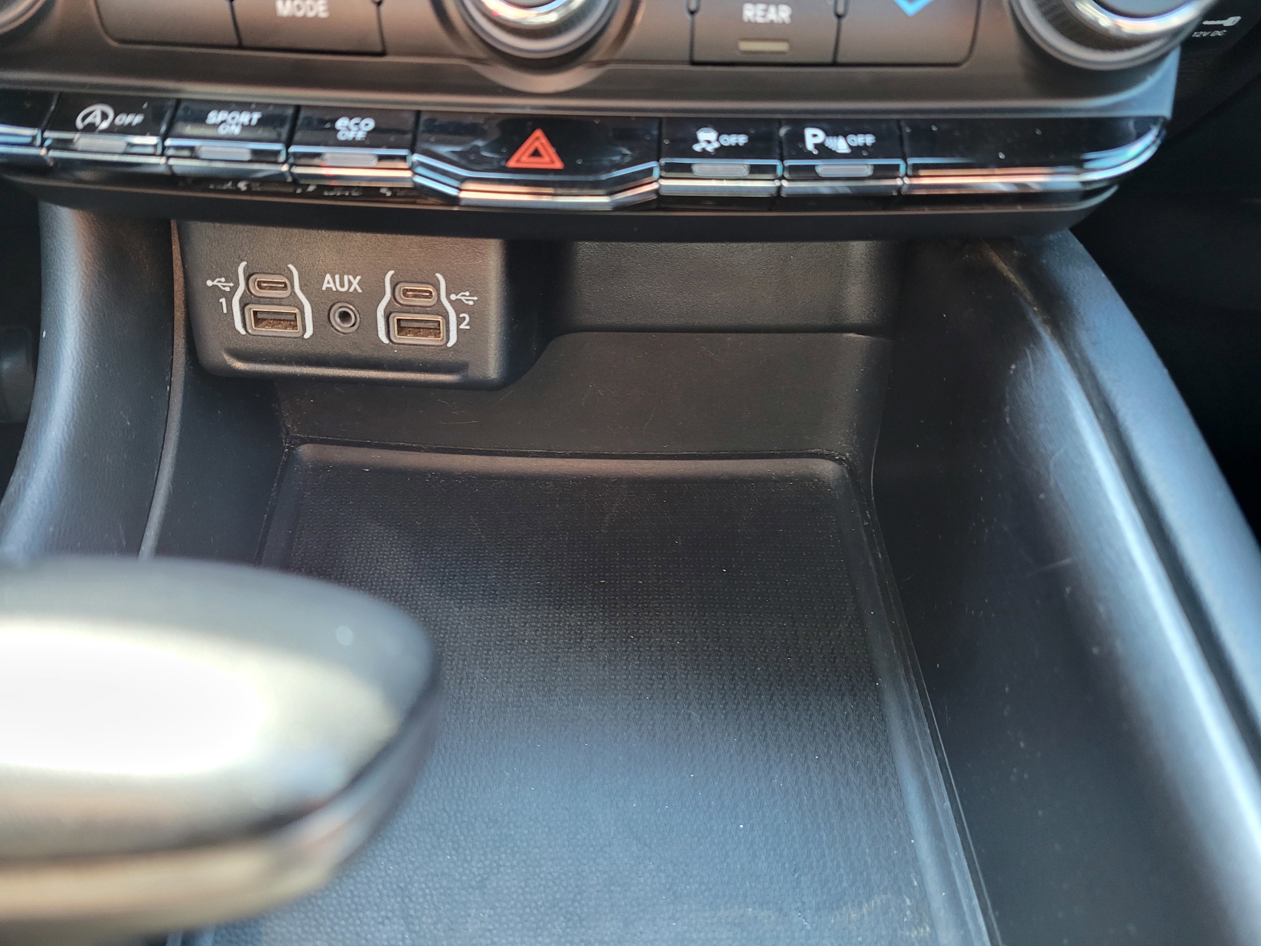 Used 2022 Dodge Durango SXT w/ Blacktop Package image 19