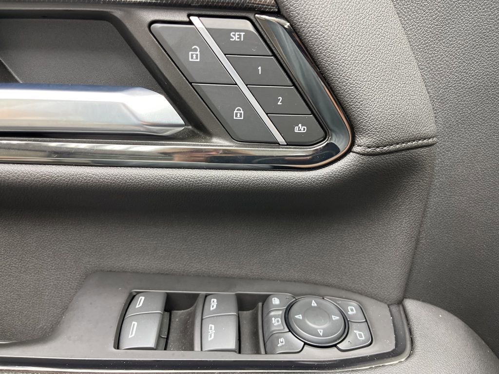 Used 2024 GMC Sierra 2500 AT4 w/ AT4 Premium Plus Package image 30