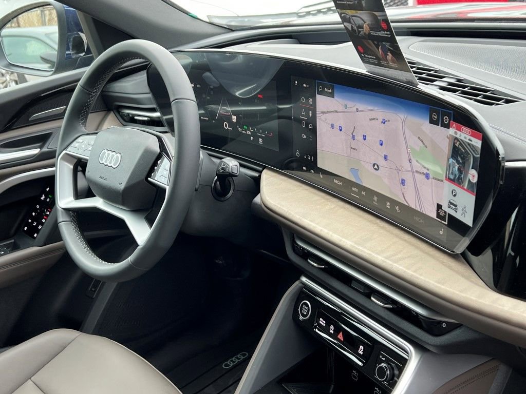 New 2025 Audi Q5 2.0T Premium Plus image 7