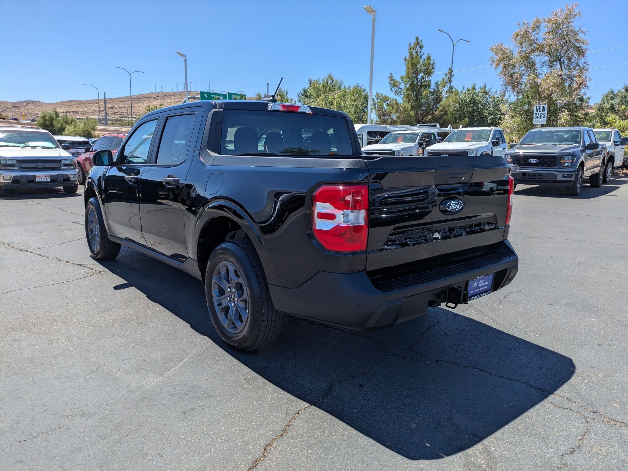 Certified 2025 Ford Maverick XLT w/ Equipment Group 301A AWD/4WD image 7
