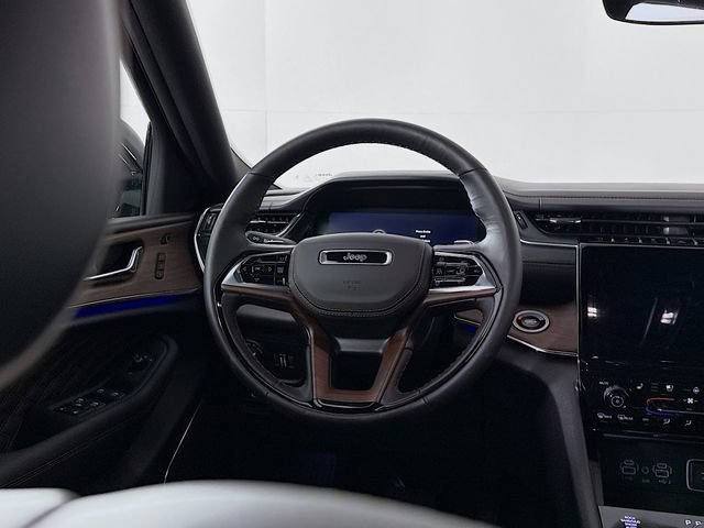 New 2025 Jeep Grand Cherokee L Summit w/ Obsidian Package image 11