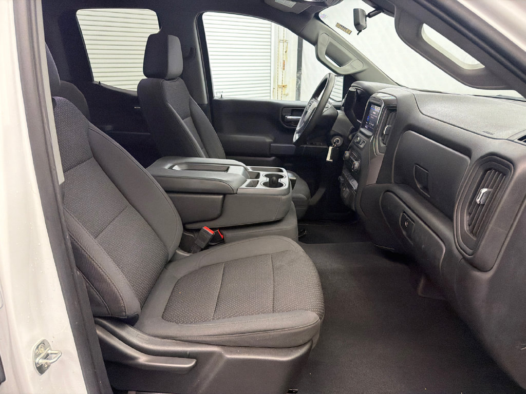 Used 2020 Chevrolet Silverado 1500 Custom Trail Boss w/ Custom Convenience Package AWD/4WD image 13