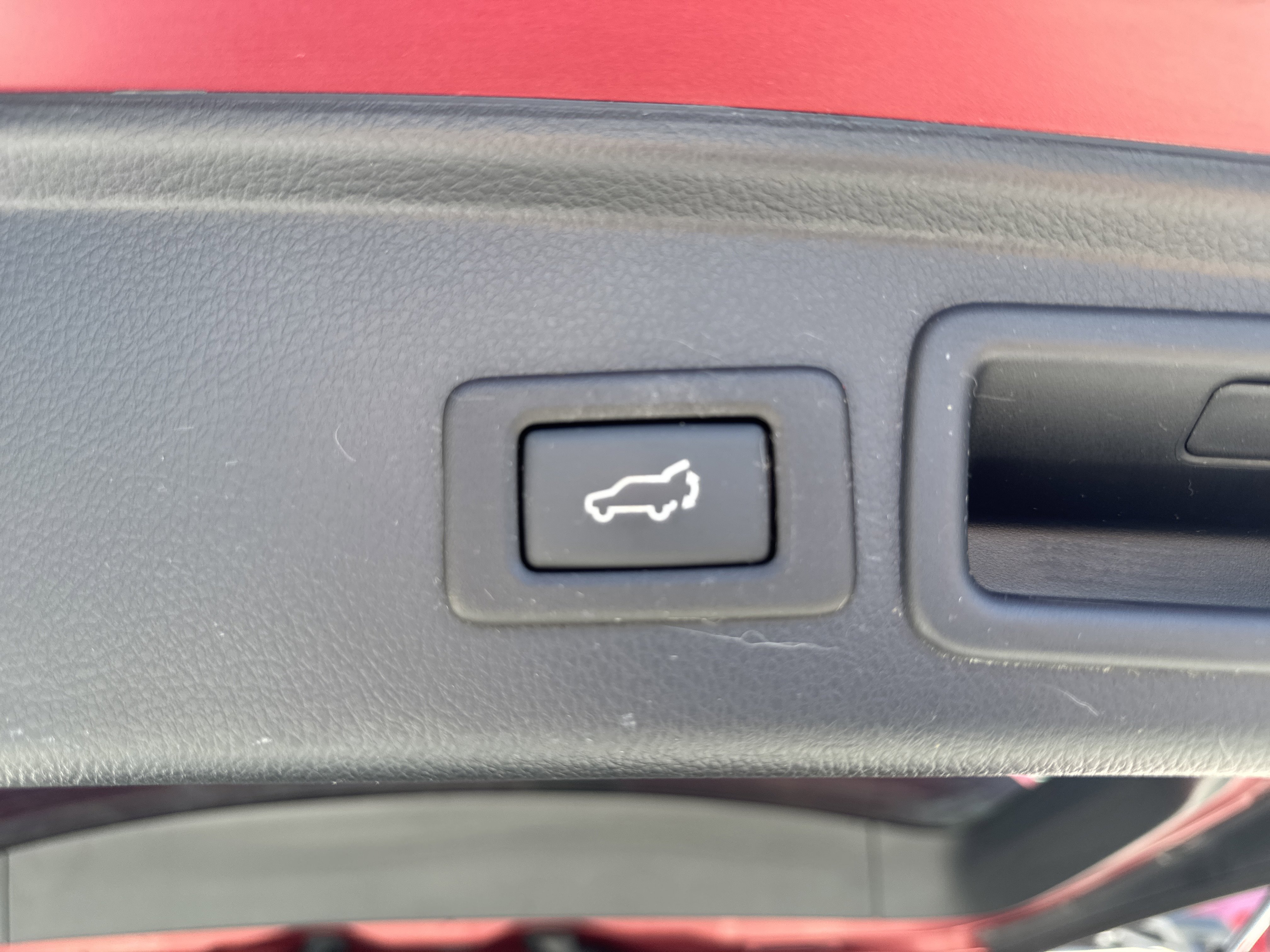 Used 2015 Subaru Forester 2.5i Limited w/ Popular Package #2 AWD/4WD image 25