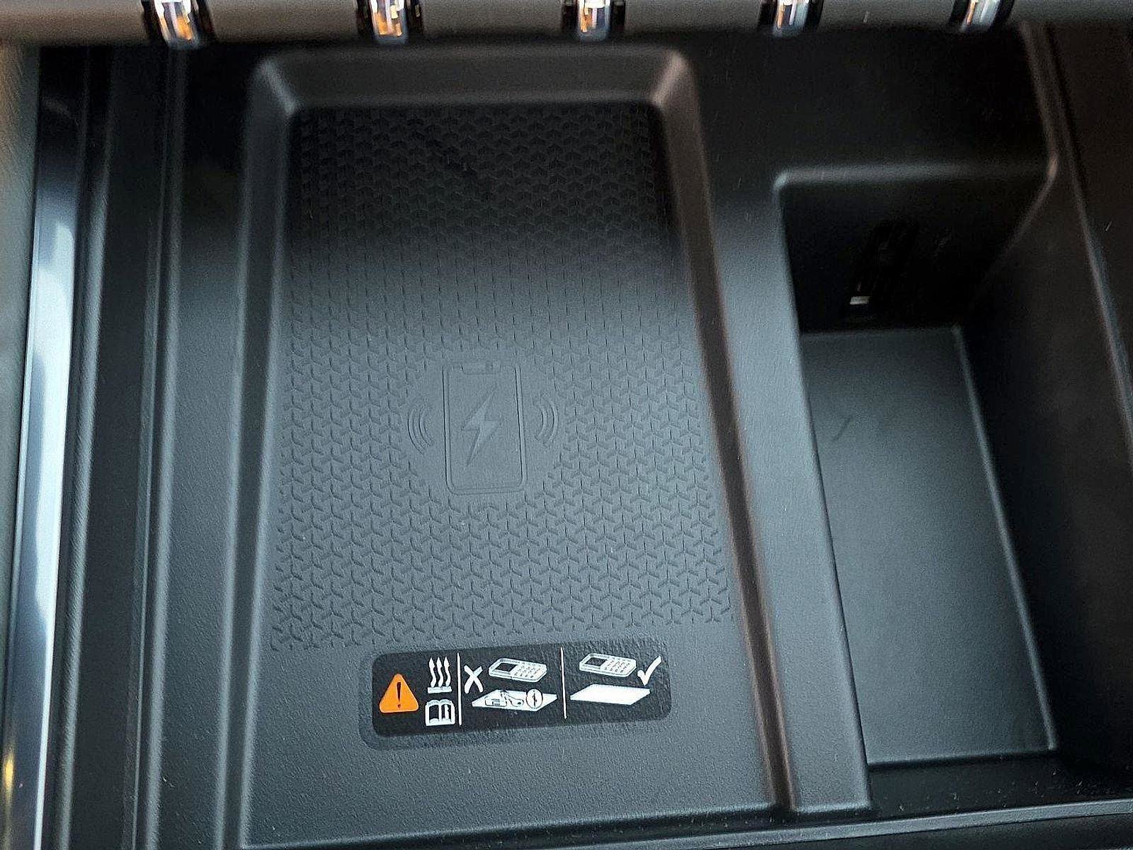 New 2026 GMC Acadia AT4 w/ Super Cruise Package image 30