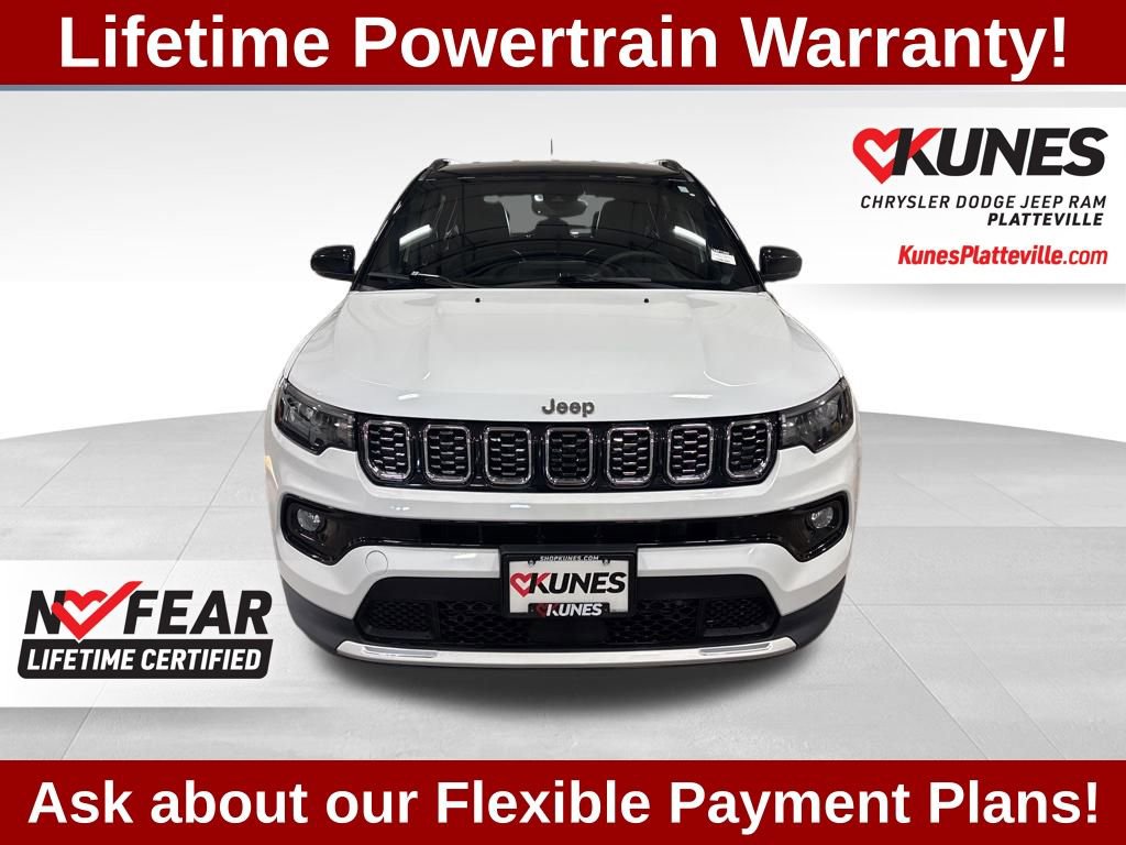 Used 2025 Jeep Compass Limited image 4