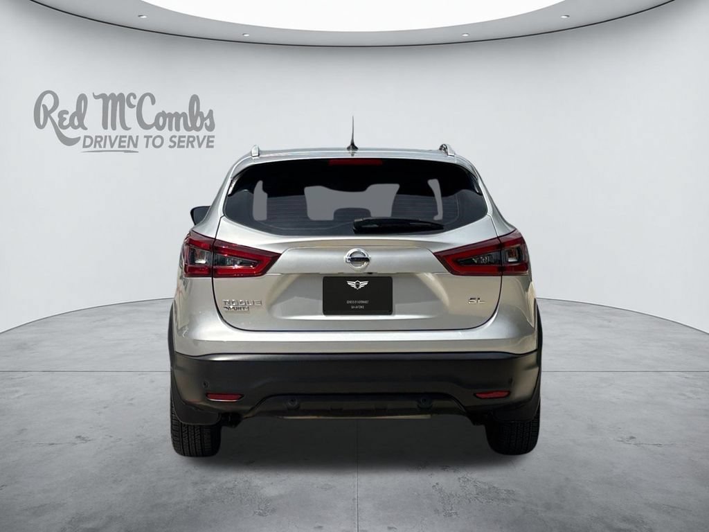 Used 2021 Nissan Rogue Sport SL w/ Premium Package FWD image 4