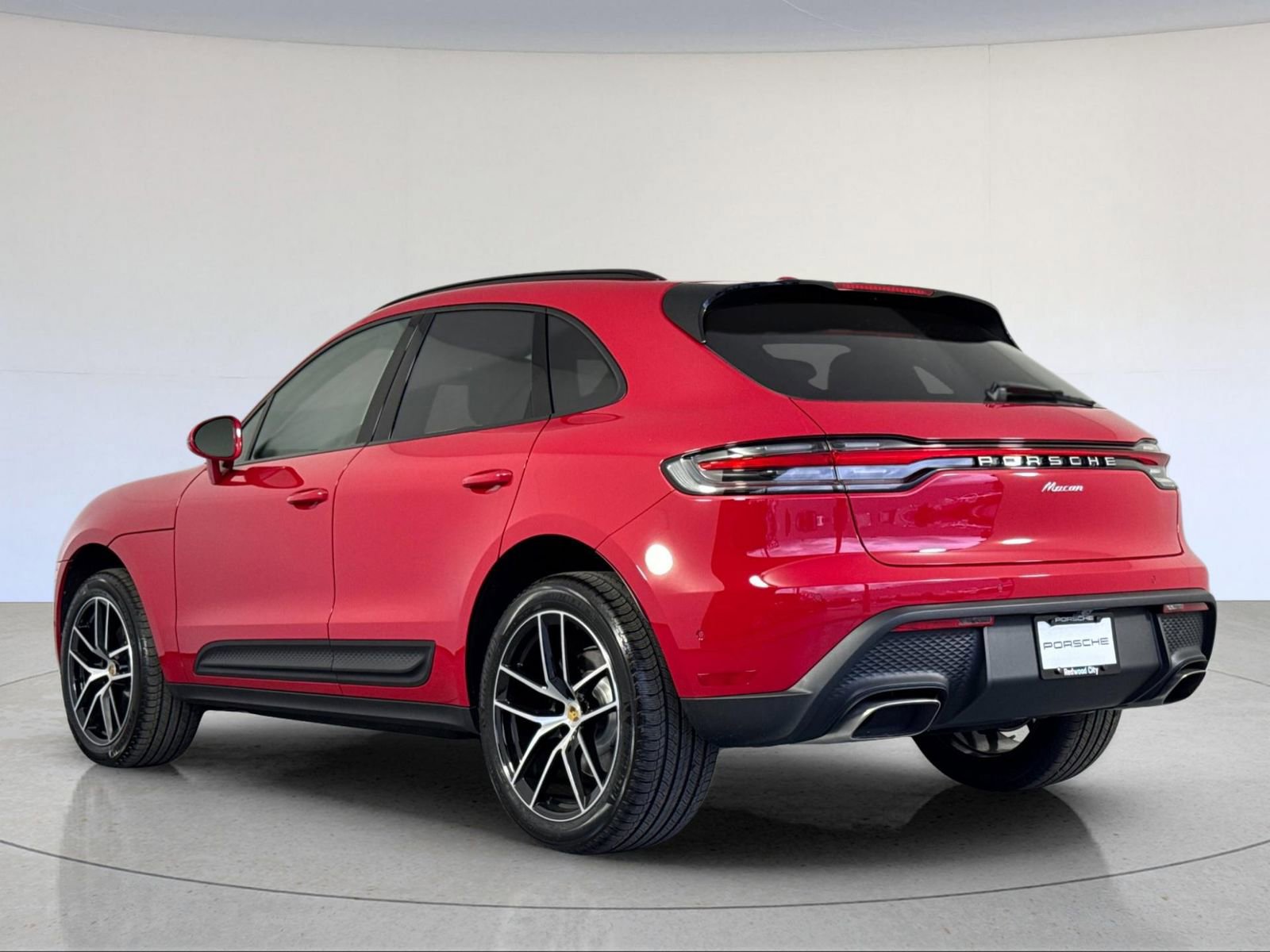 New 2026 Porsche Macan AWD/4WD image 3
