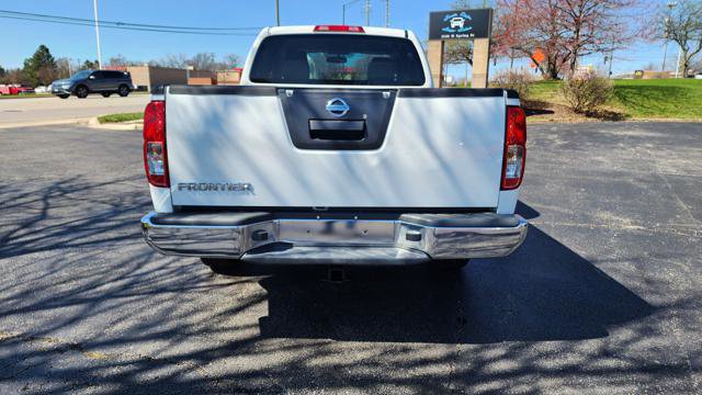 Used 2014 Nissan Frontier S RWD image 10
