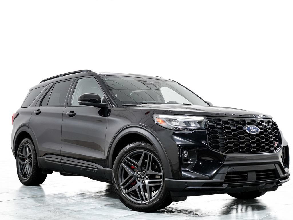 Certified 2025 Ford Explorer ST AWD/4WD image 1